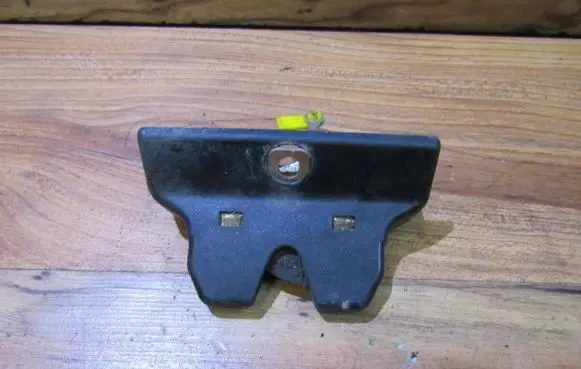 Renault Laguna I Tailgate/trunk/boot lock/catch/latch
