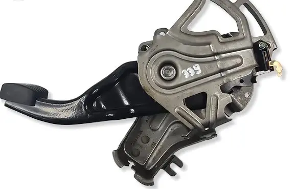 Dodge Challenger Handbrake/parking brake lever assembly 04779478AI