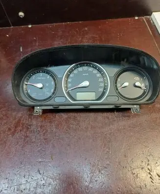 Hyundai Sonata Speedometer (instrument cluster) 940033K320