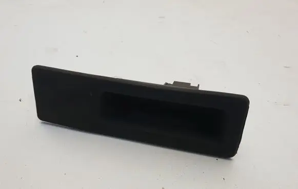 BMW 2 F22 F23 Tailgate/trunk/boot exterior handle 7368752 51247368752