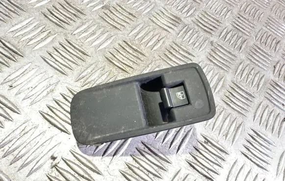 Alfa Romeo Mito Electric window control switch B569