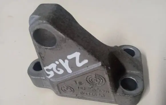 BMW 4 F36 Gran coupe Fuel pump bracket 8511628