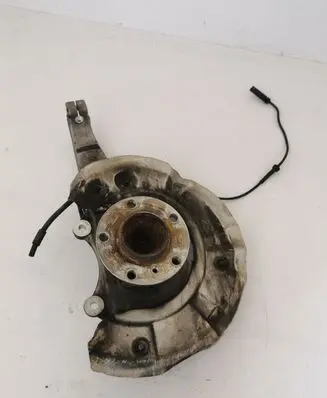 BMW 5 F10 F11 Front wheel hub spindle knuckle 6775770