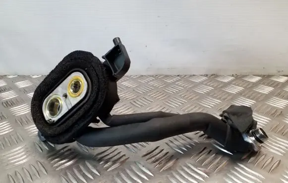 Air conditioning (A/C) pipe/hose