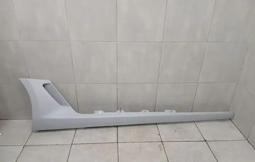 Ferrari 458 Side skirt rear trim 69257210