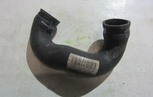 BMW X3 F25 Engine coolant pipe/hose 11537592085