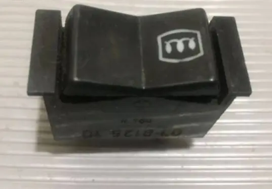 Mercedes-Benz S W116 Windscreen/window heater switch 03812510