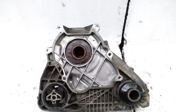 Gearbox transfer box case
