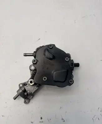 Skoda Fabia Mk2 (5J) Fuel injection high pressure pump 038145209N