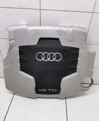 Audi A5 8T 8F Engine cover (trim) 059103925AQ