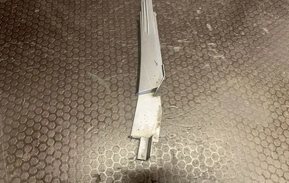 Opel Zafira B Fender end trim 0620191R 315242409
