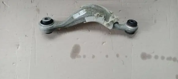 BMW 5 G30 G31 Rear control arm 6870536 BMW8332 7053602