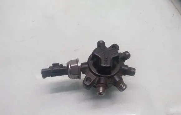 Nissan Note (E11) Fuel main line pipe H8200584034