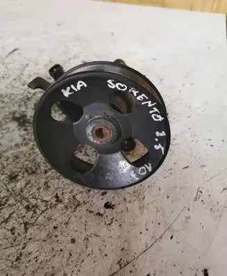 KIA Sorento Power steering pump