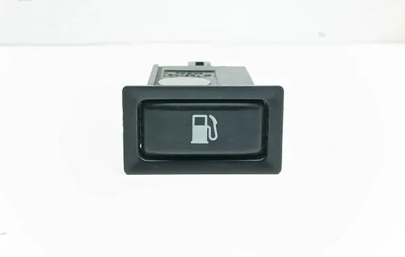Toyota Avensis T250 Fuel tank opening switch 156795