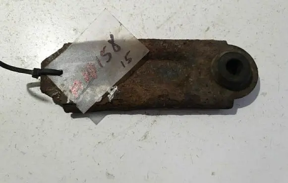 Opel Zafira A Radiator mount bracket 
