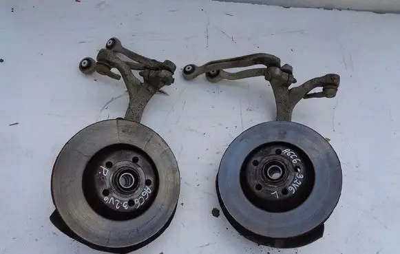 Audi A6 S6 C6 4F Front wheel hub