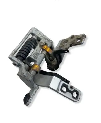 BMW 5 E60 E61 Tailgate/trunk/boot hinge 7061383