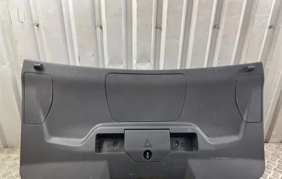 Peugeot 3008 II Tailgate trim 9825982177 110782A0