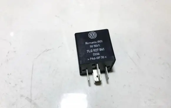 Volkswagen Touareg I Other relay 7l0927841 50153