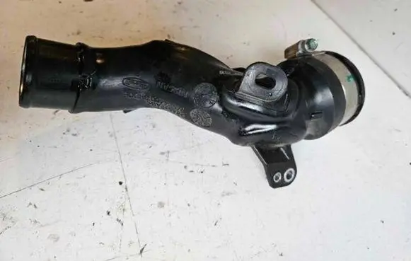 Toyota Avensis T270 Engine coolant pipe/hose 144608HDOE