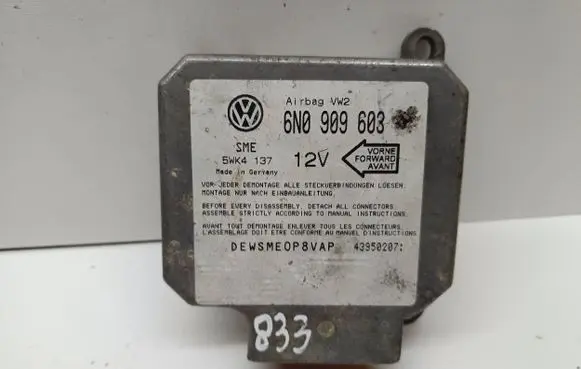 Volkswagen Golf III Airbag control unit/module 6N0909603 43950207 5WK4137