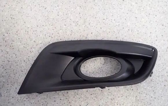 Mazda 3 I Front fog light trim/grill 