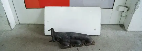 Audi Q7 4L Exhaust manifold 06E253033T