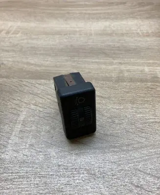 Volkswagen Golf III Headlight level height control switch 357941333