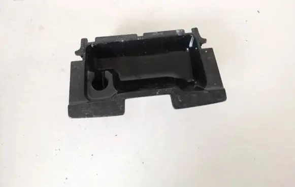Mercedes-Benz ML W164 Car ashtray a1648130094