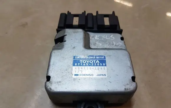 Lexus IS 200-300 Heater blower motor/fan resistor 8716522050 4993001060