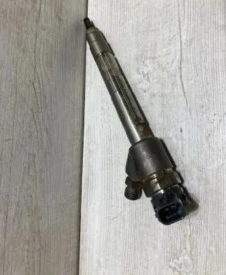 Citroen C3 Aircross Fuel injector 9828959880