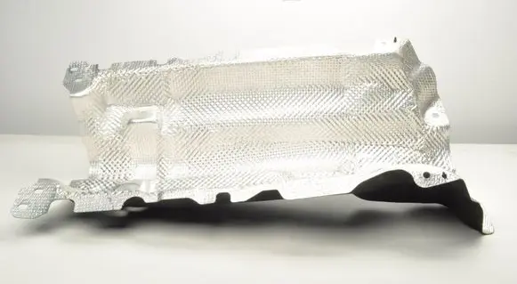Volvo XC60 Heat shield in engine bay 32369880