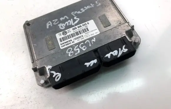 Volkswagen PASSAT B5 Engine control unit/module ECU 06B906033G