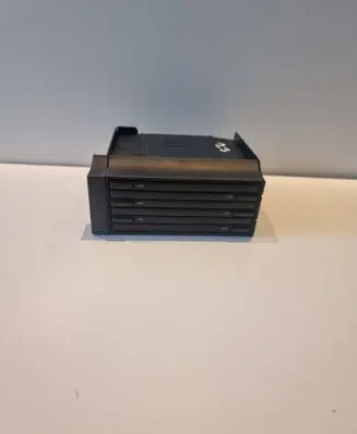 Mercedes-Benz C W203 CD/DVD changer A2036801150 A2036801550
