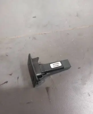 Volvo XC70 Hazard light switch 30710106 07W402