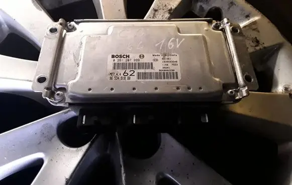 Citroen C2 Engine control unit/module 0261207999 9653491880