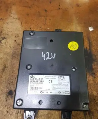 Audi A3 S3 8V Bluetooth control unit module 1K8035730D