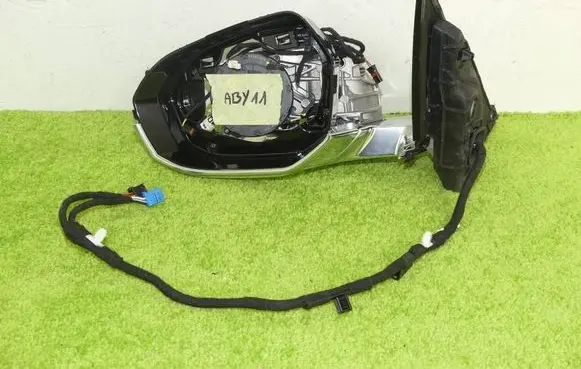 BMW 7 G70 Front door electric wing mirror 10802-107