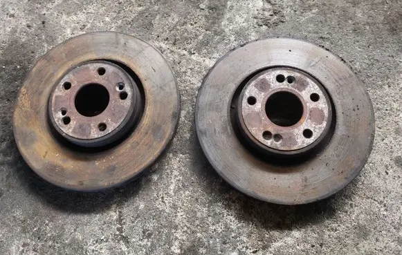 Renault Laguna II Front brake disc