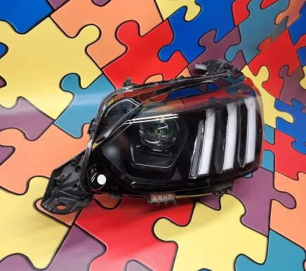 Peugeot 2008 II Headlight/headlamp 9841642080