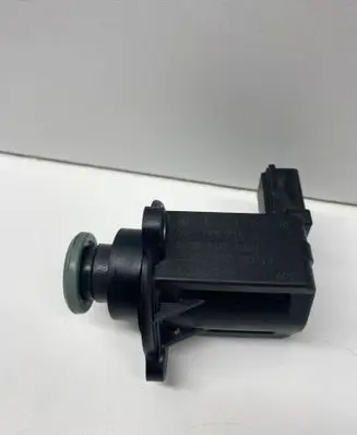Volkswagen Golf V Turbine electric control actuator 06F145710G 109T288 59001107080