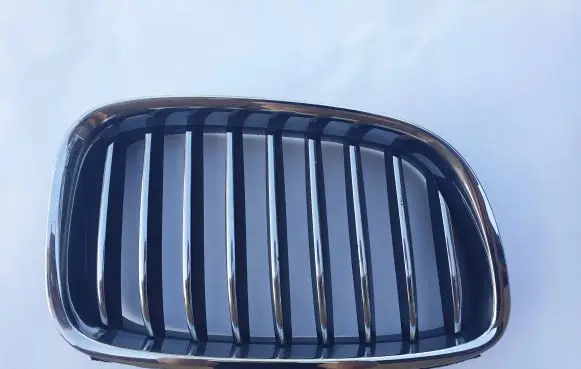 BMW 5 GT F07 Front bumper upper radiator grill 7340318 7336486