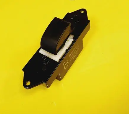 Mitsubishi Colt Electric window control switch MR587944