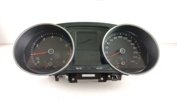 Volkswagen Polo V 6R Speedometer (instrument cluster) 6C0920740E 096343 A2C38468100