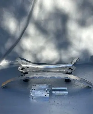 Mercedes-Benz E W213 Radiator support slam panel