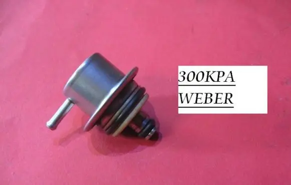 Fiat Punto (176) Fuel pressure regulator WEBER300KPA