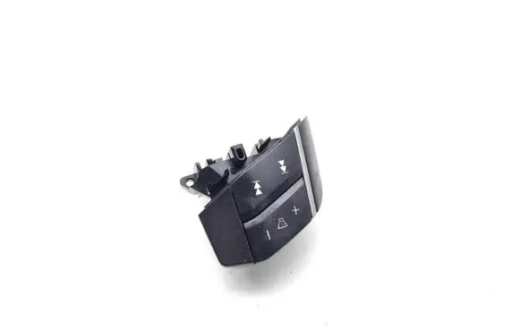 Volvo XC90 Steering wheel buttons/switches 30710707