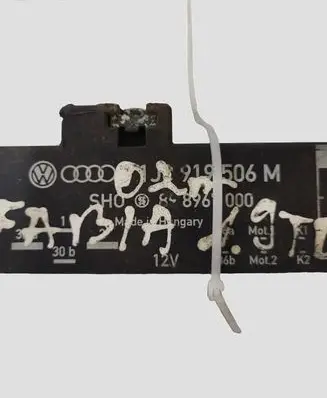 Skoda Fabia Mk1 (6Y) Coolant fan relay 1J0919506M 898967000