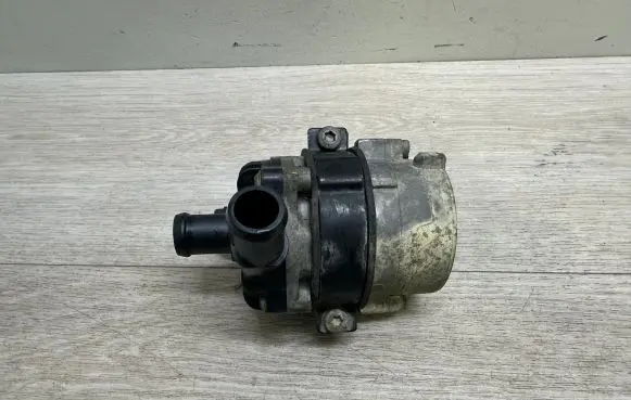 Volkswagen Touareg II Electric auxiliary coolant/water pump 7P0965567
